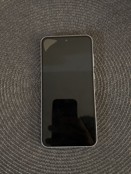 Samsung A55 5G inca in grantie