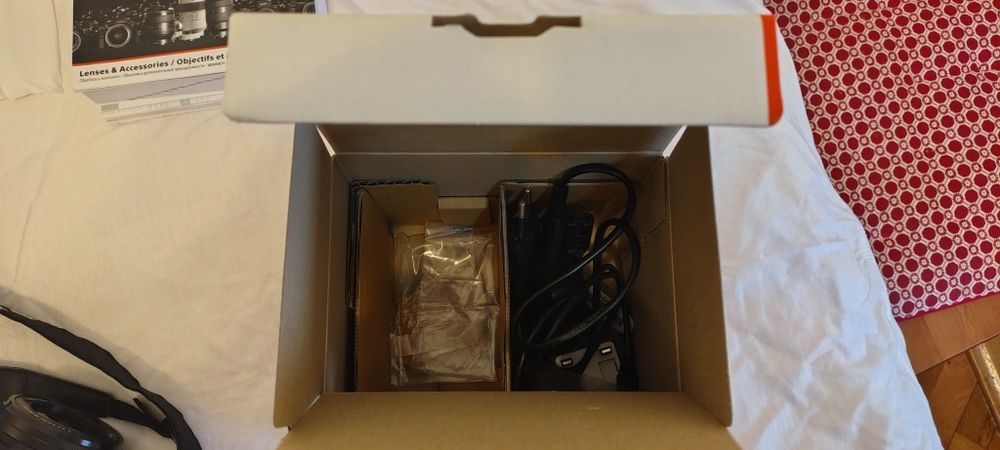 Aparat foto Sony A6000 cu obiectic Sony E 3.5-5.6/PZ 16-50 OSS