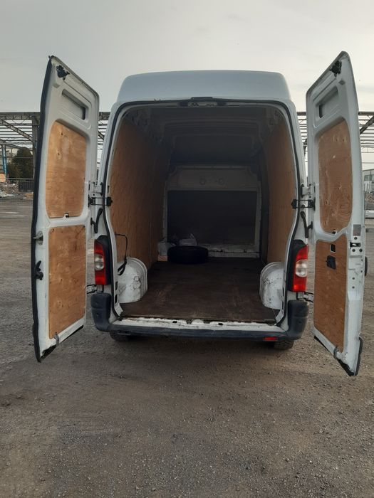 Транспортни услуги с микробус до 3,5 тона в Бургас, региона и страната