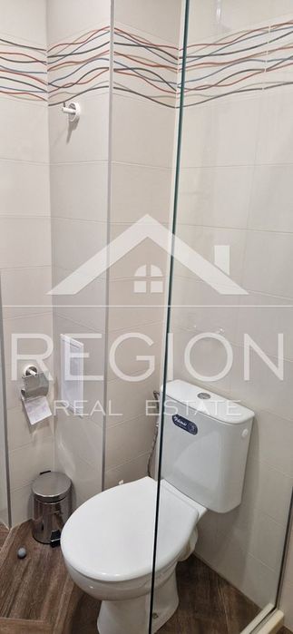 Дава се под наем Двустаен апартамент в Варна, Цветен квартал - 65 кв.м за 459 € - Снимка #9