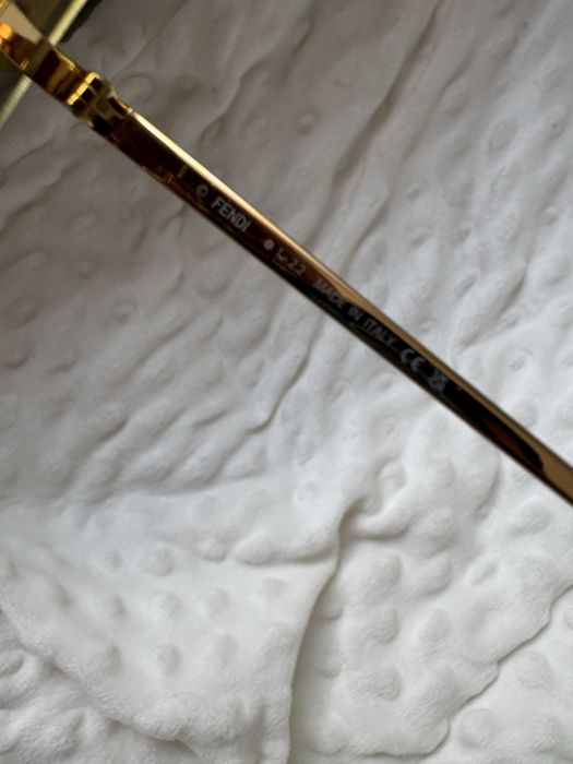 Ochelari de soare dama Fendi FE40096U