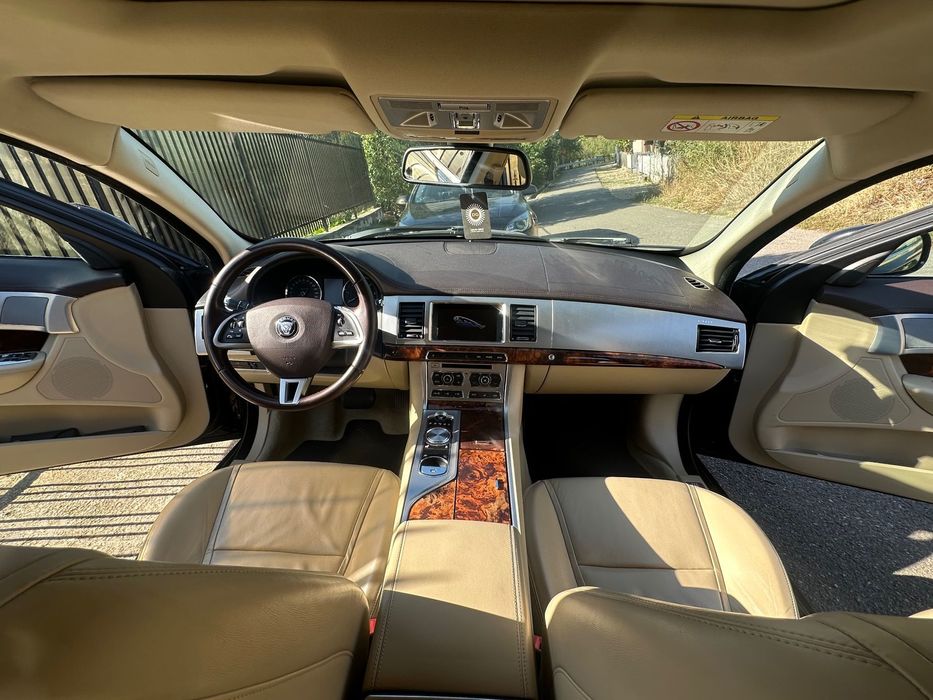 Jaguar XF Primul proprietar în România