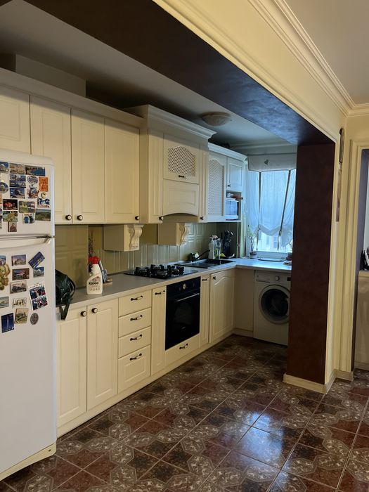 Apartament 3 camere si garaj