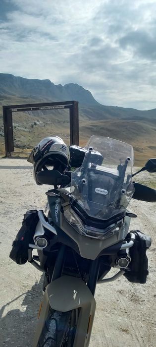 Cf moto 800 mt Turing