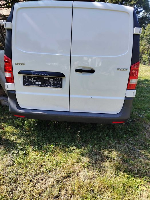 Mercedes- Benz Vito