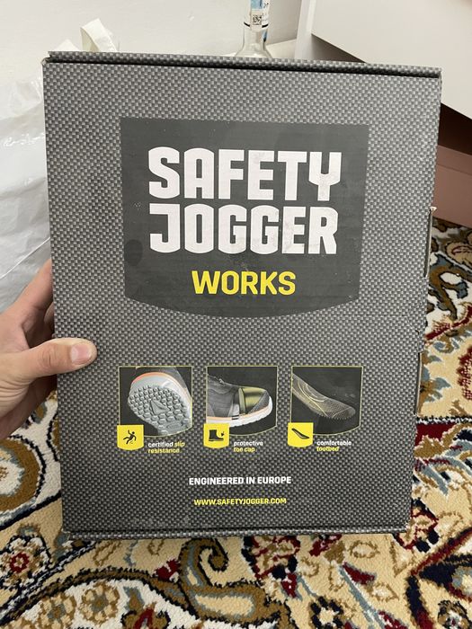 Рабочий ботинка сатылады 44-р, Safety Jogger.