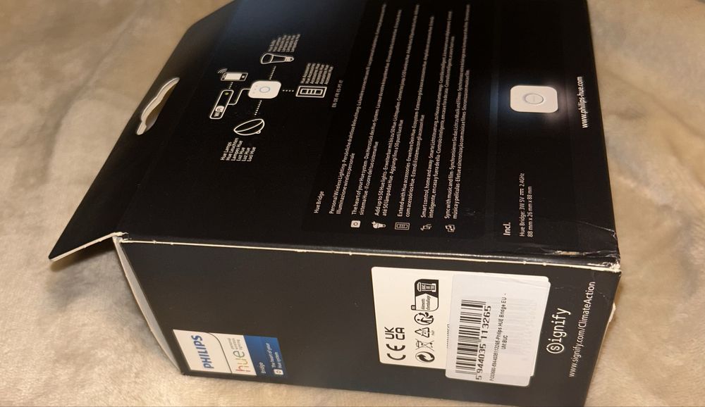 Consola Philips Hue bridge noua, alba