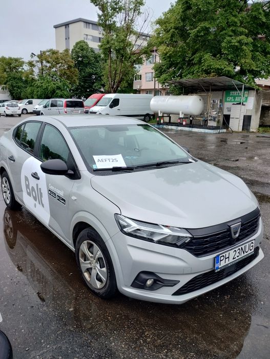 Vind Logan 3 cu gpl și colant activ
