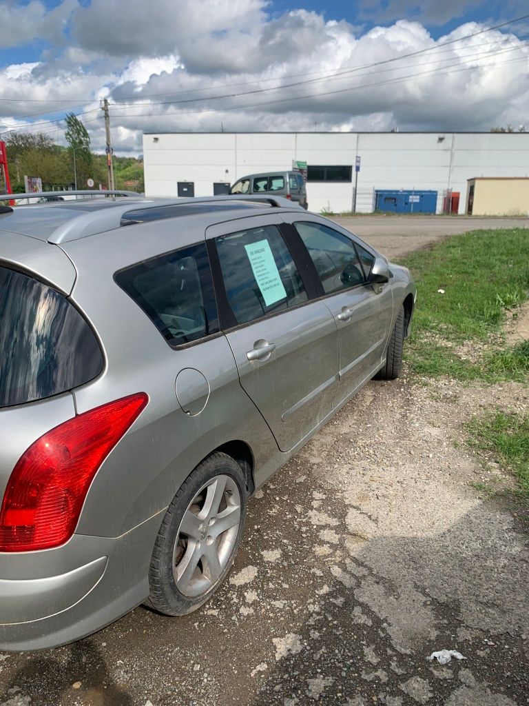 Vând Peugeot 308