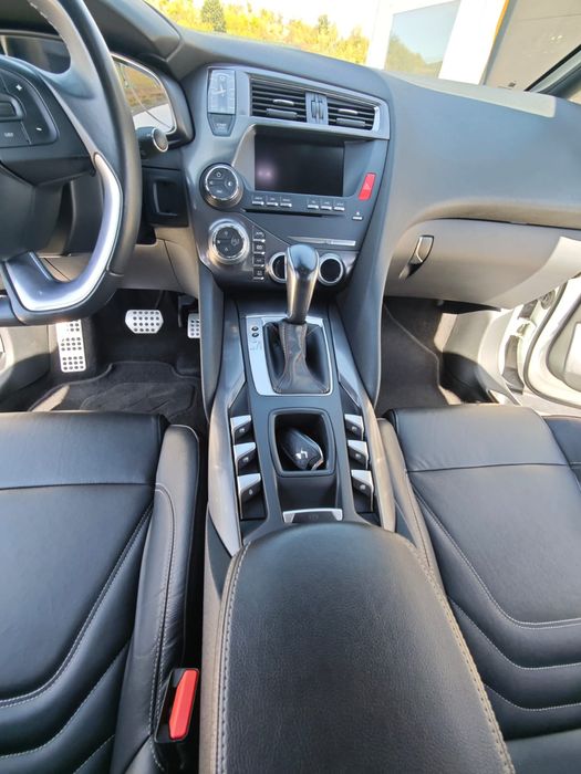 Vând Citroen ds5 impecabil