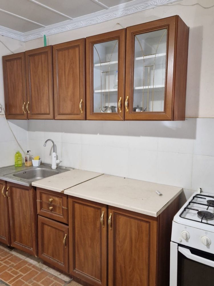 Продам кухонную гарнитуру
