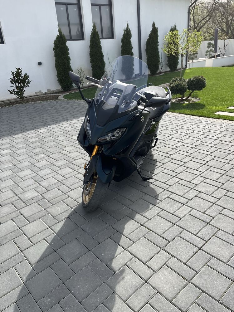 Yamaha T-Max Tech Max  560