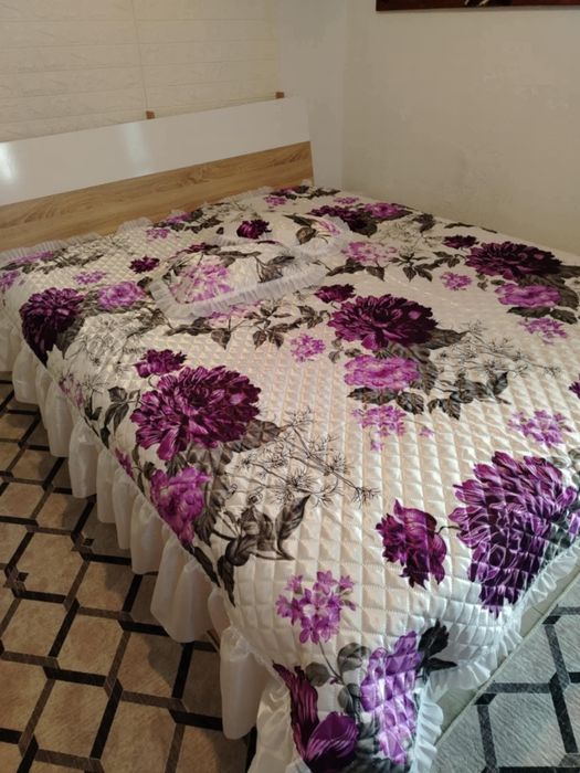 Сатенени комплекти за спалня 180/200.. Може да ми пишете и на вайбьр к