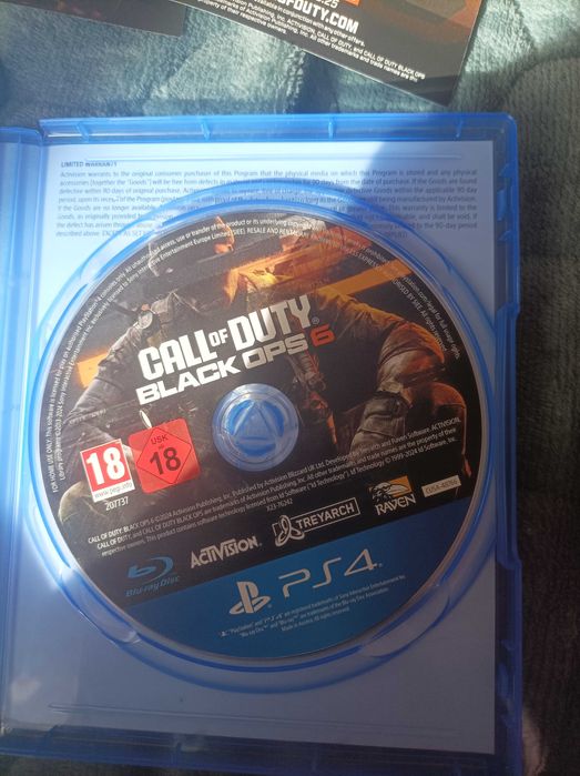 Здравейте продавам следнста игра която е с cross progression смисъл