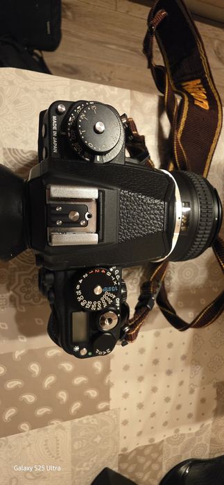 Nikon F4s + 50mm f/1.8G AF-S + accesorii complete – stare excelentă –