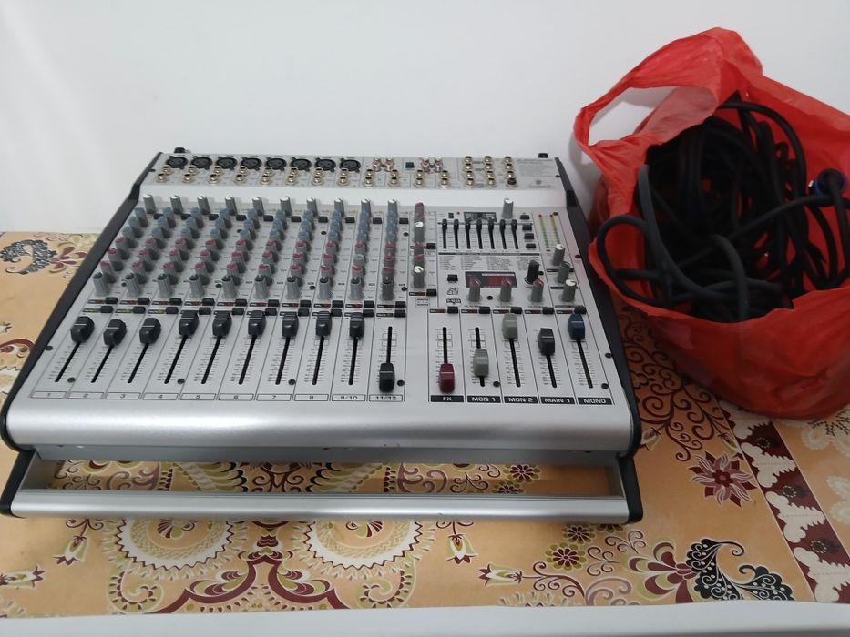 Statie incoroprata cu mixer