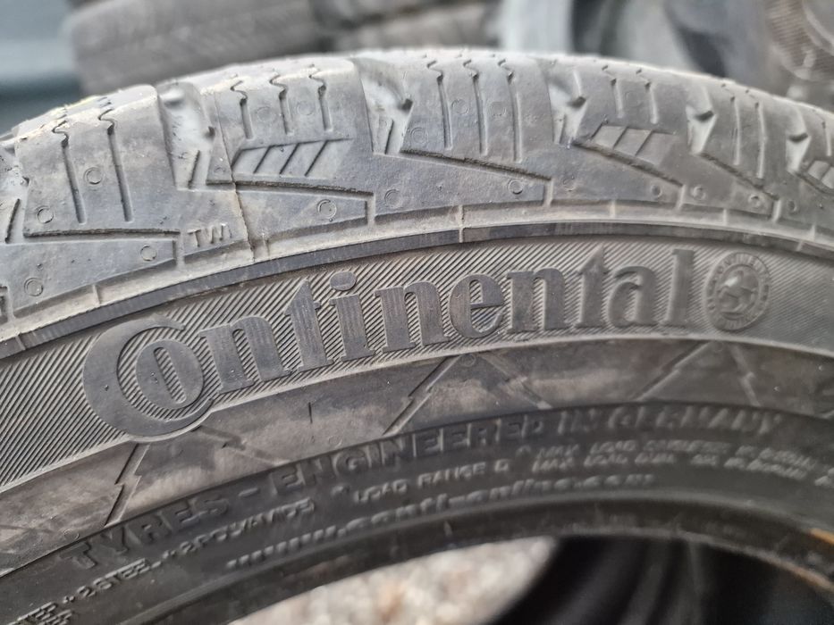 Anvelope 205/65R16C marca Continental, M +S, 8 mm, DOT 2021