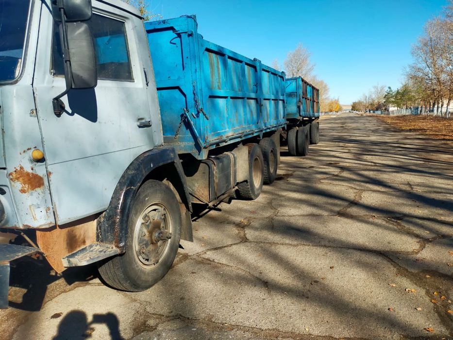 Камаз 1991 г.в. с прицепом в хорошем состоянии.