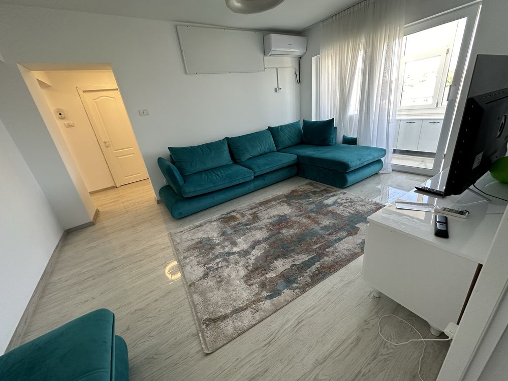 Apartament 3 camere 2 bai