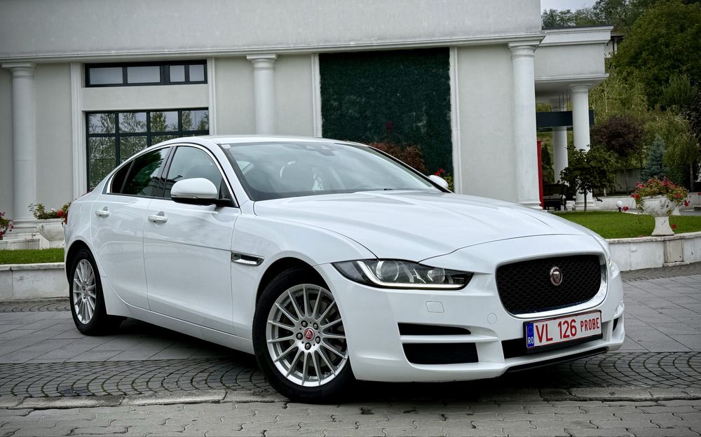 Jaguar XE 2.0d Mod 2016! Garantie 12 Luni ! P.J