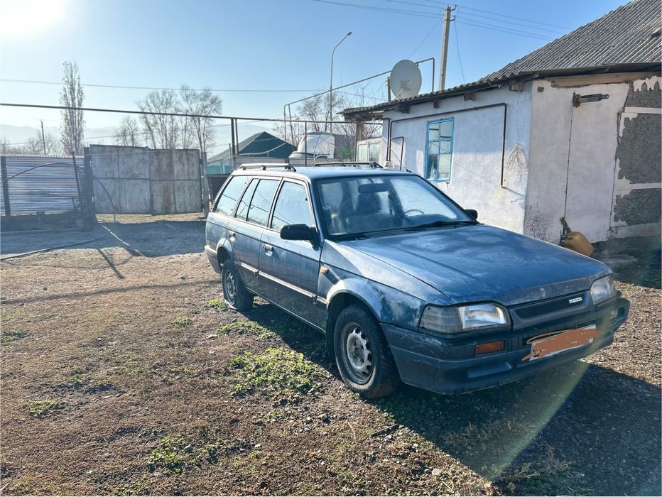 Mazda 323
