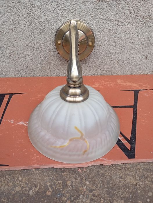 Vînd aplică perte