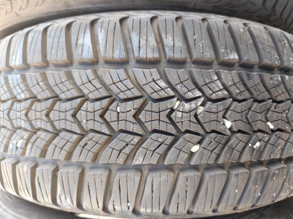 195/55/15 4броя Debica Frigo.Гумите са неразличими от нови,без кривини