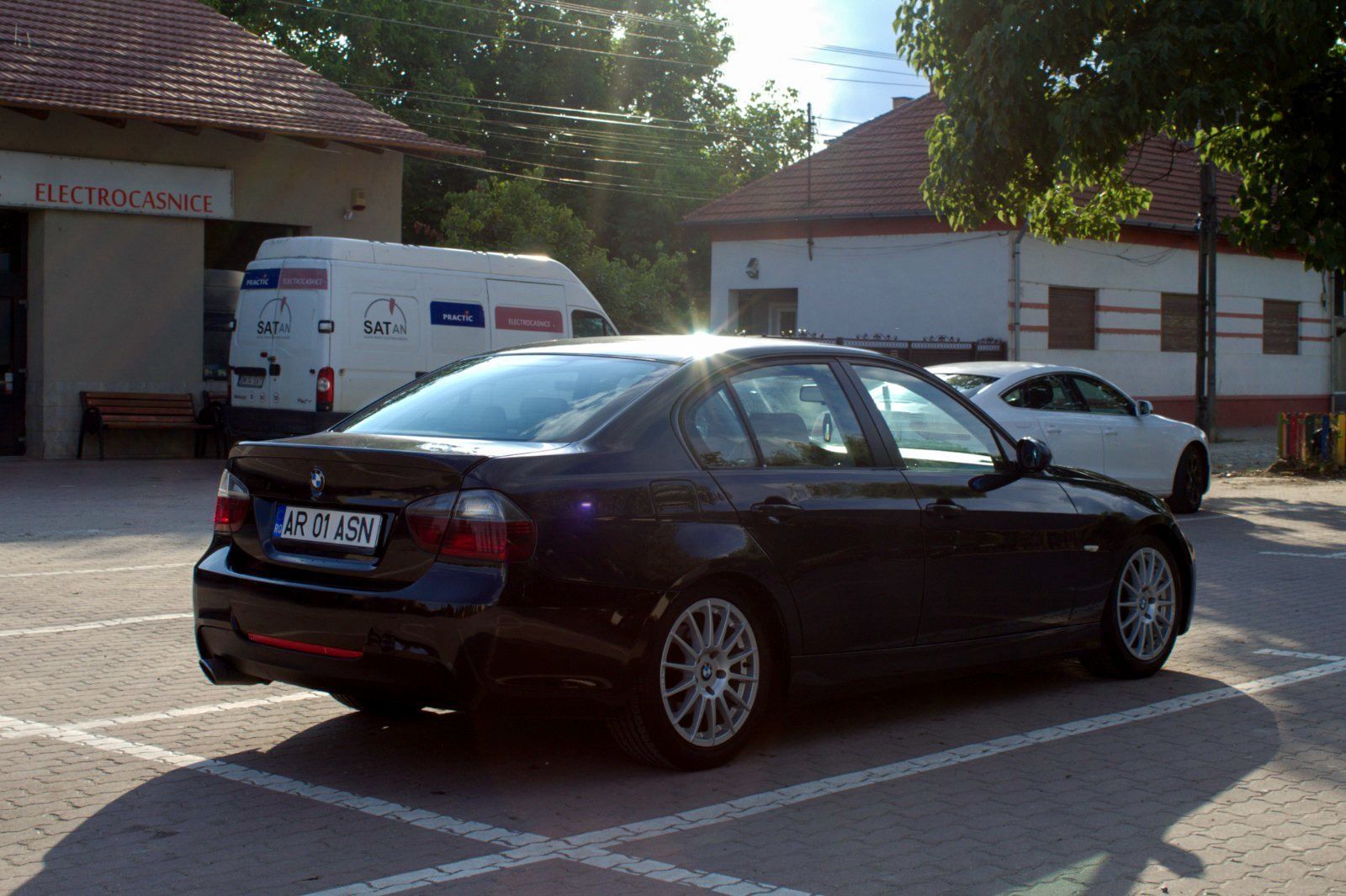 BMW E90 318d 2007
