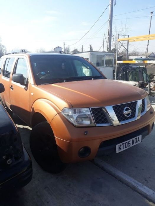 Dezmembrez nissan pathfinder/navara d40 2,5 dci