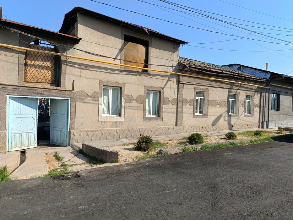 Xovli 4,2 sotok fasad 22metr