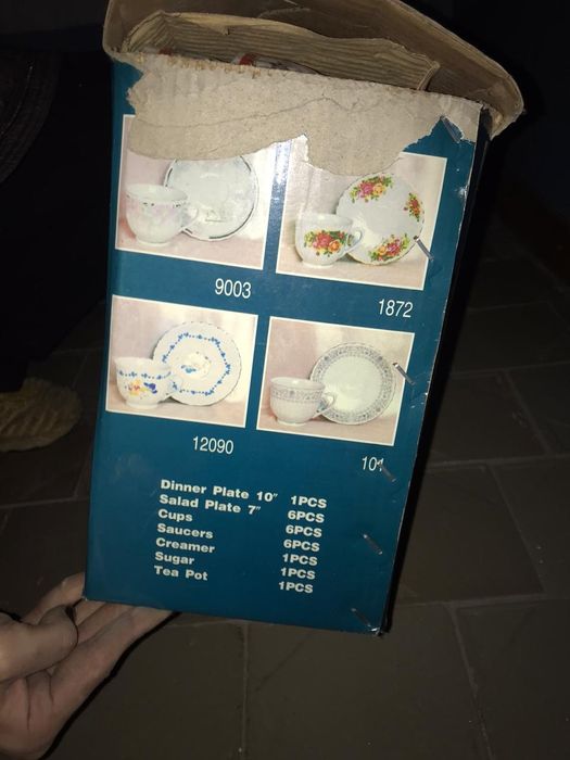 Продаю сервиз новый