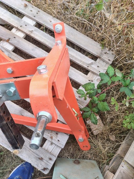 Плуг за малък трактор