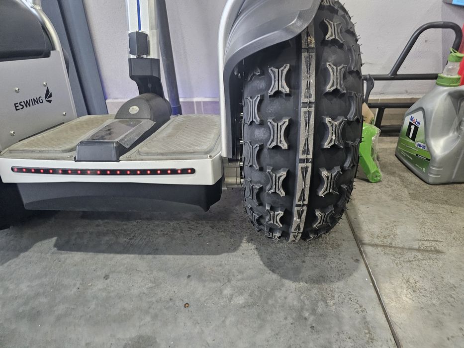 Segway Нов самобаласиращ електрически скутер тротинетка