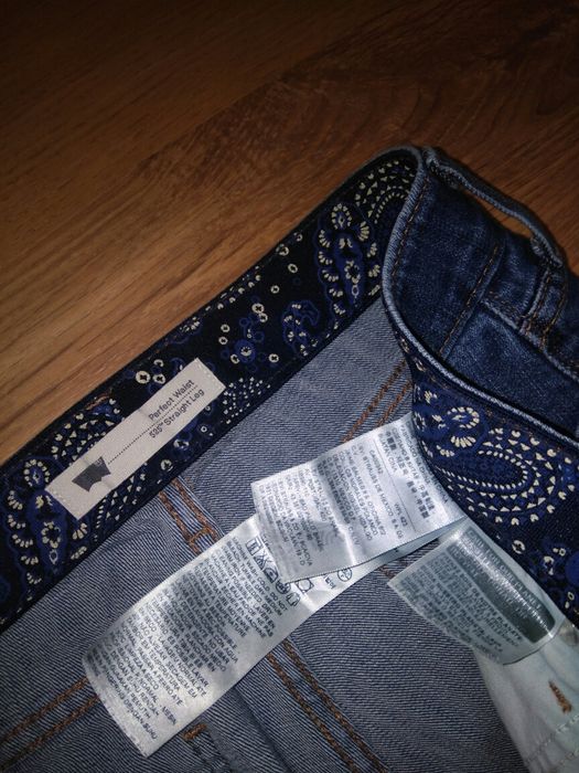 Blugi damă Levis 525 Perfect Waist Straight Leg marimea 29x30