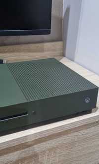 Xbox One 1TB + 3 Игри
