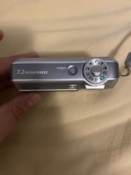 Camera foto Sony model DSC- S650.