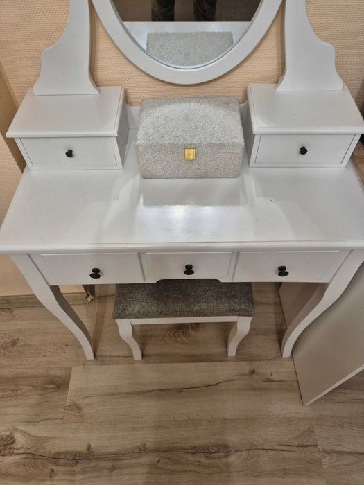 Тоалетка MALLING с огледало и 5 чекмеджета бяла