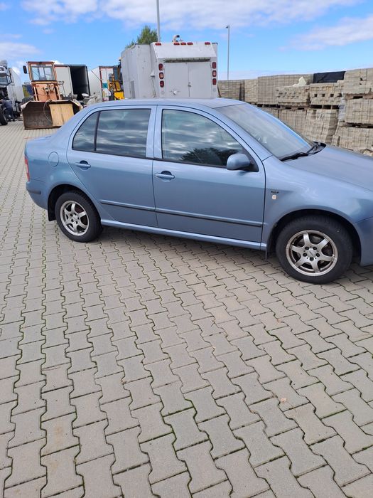 TVând Skoda Fabia