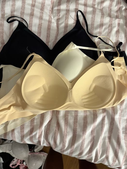 Сутиени oysho НОВИ