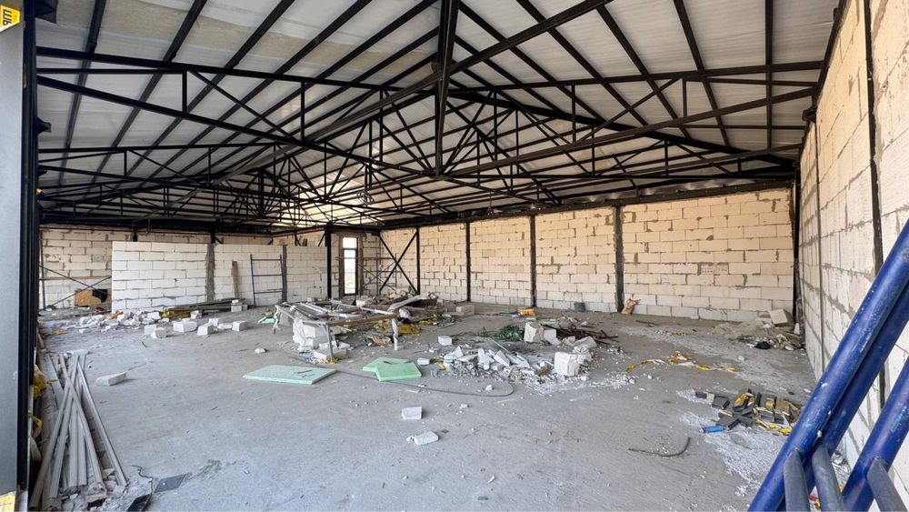 Офисы в бизнес центре продантся