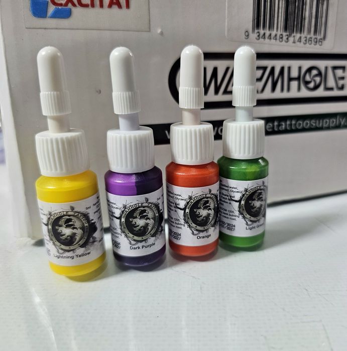 Vând kit de tatuat pentru începători