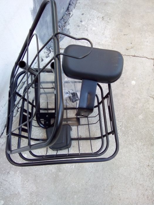 Vînd foarte foarte urgent scuter electric de 25.km.proprietar