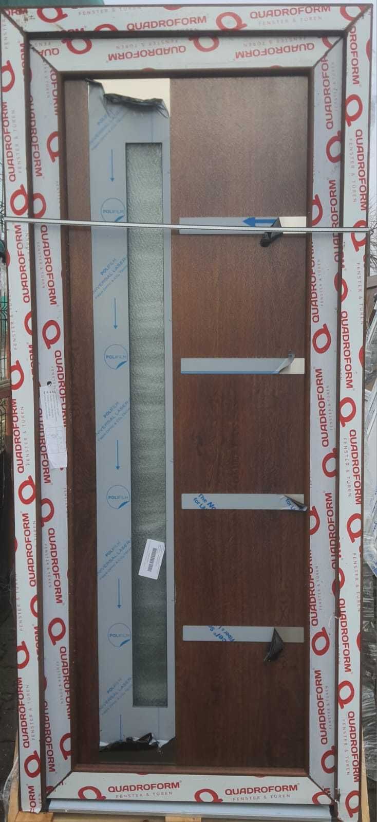 Usi PVC de exterior pe STEJAR cu sticla TERMOPAN