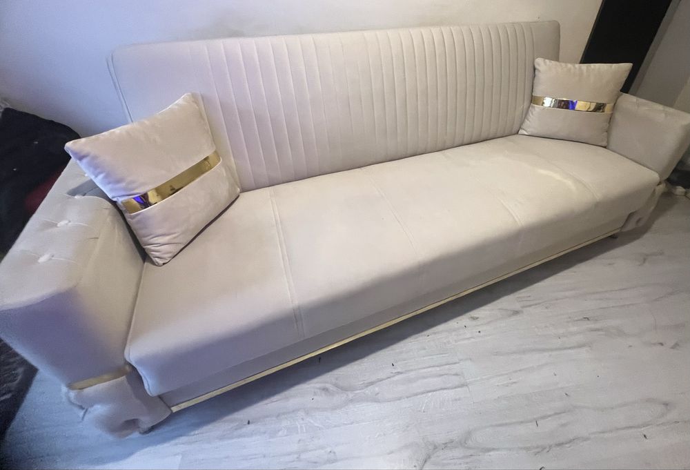 Vand canapea extensibila