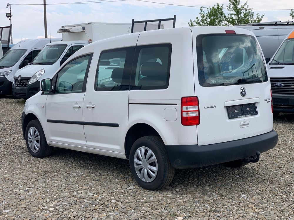Volkswagen Caddy 4MOTION / 2015 / 2.0TDI TRENDLINE