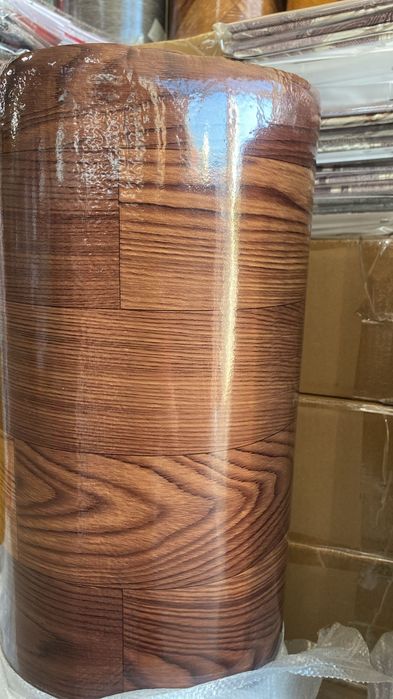 Linoleum F. Gros- Trafic Intens- 2m Lat x 20m lung.  2mm gros, factura