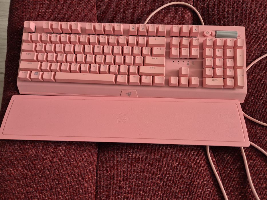 Tastatura Razer Blackwidow3 Roz