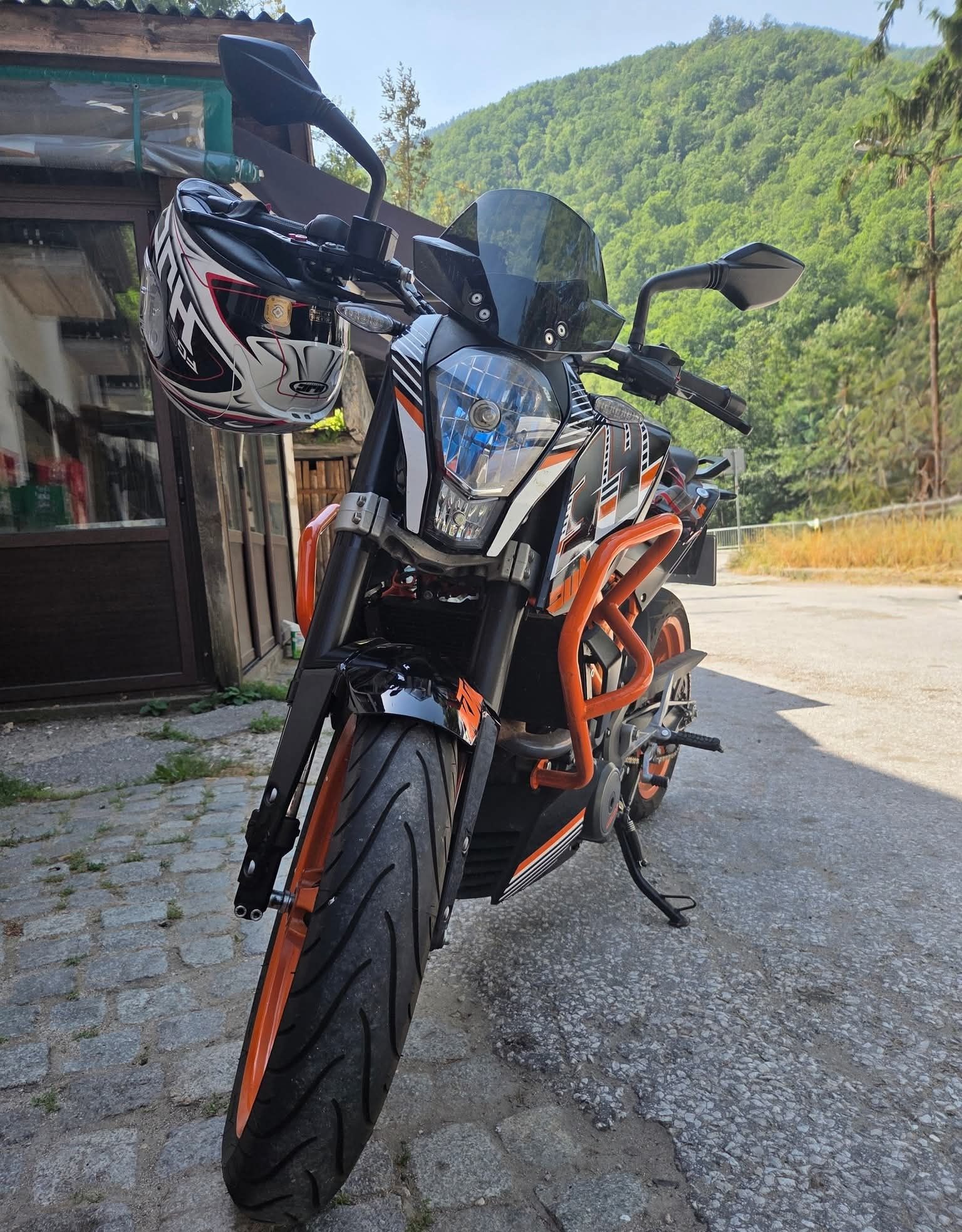 KTM Duke 390 2015 A2