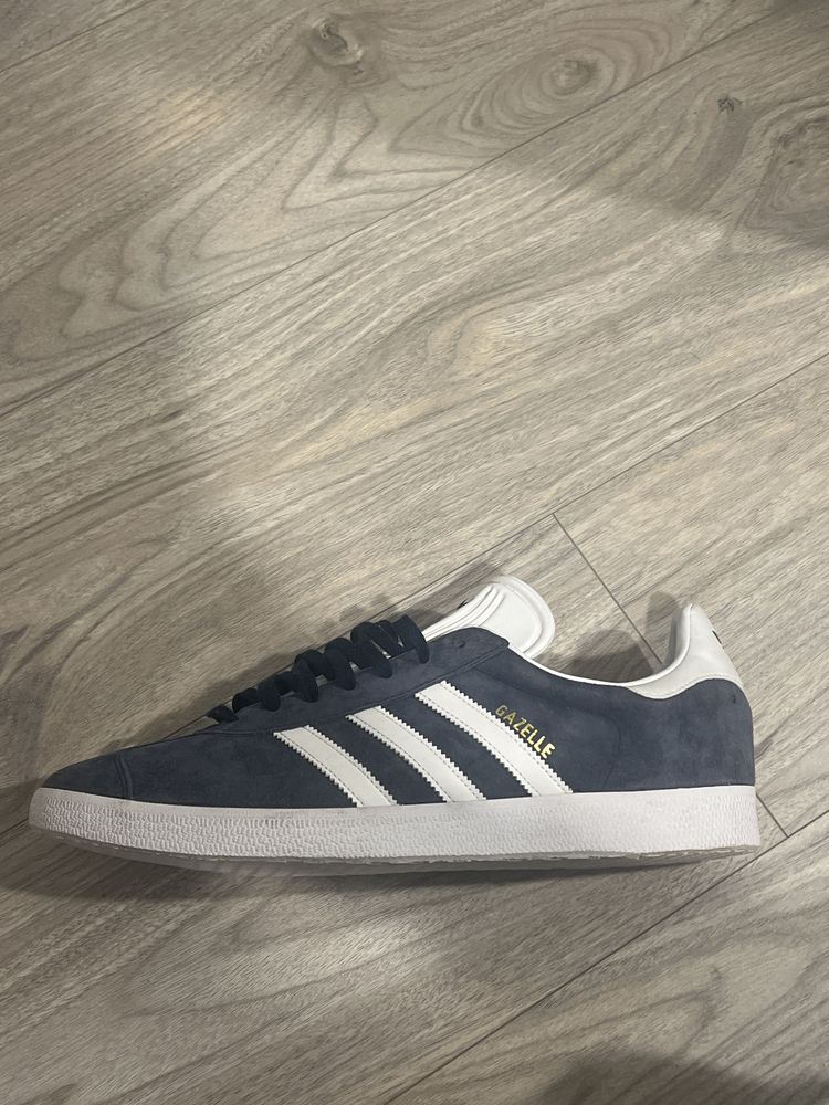 Papuci Adidas Gazelle