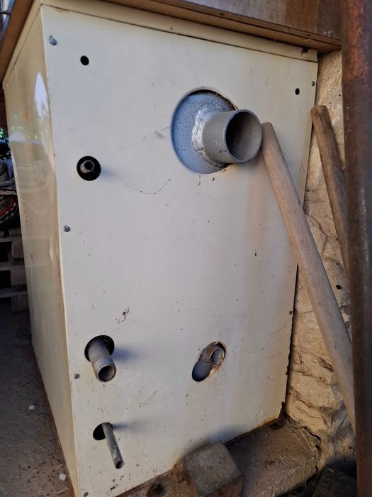 Котел на нафта с горелка